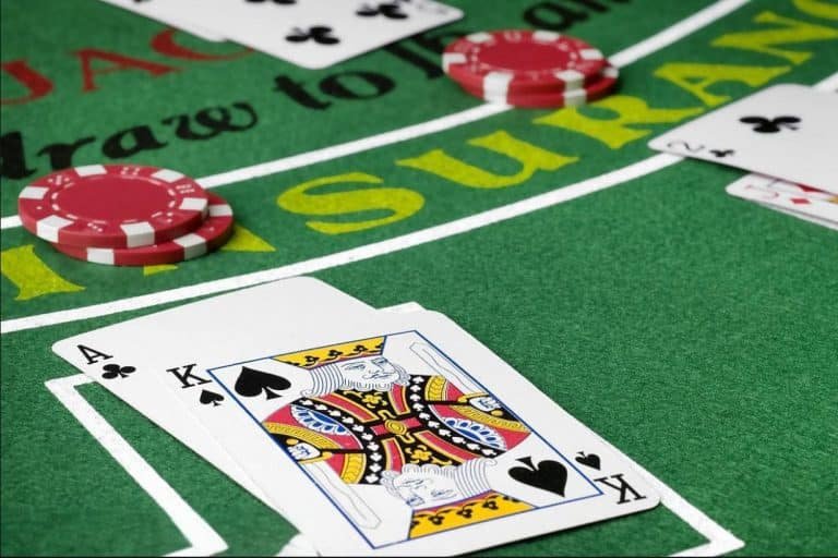 Football and volleyball sports betting options on 111 pk